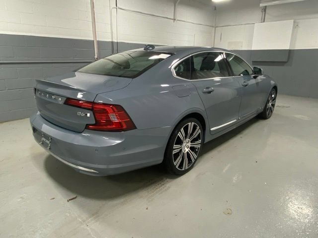 Used 2023 Volvo S90 B6 Plus w/ Protection Package Premier AWD/4WD image 3