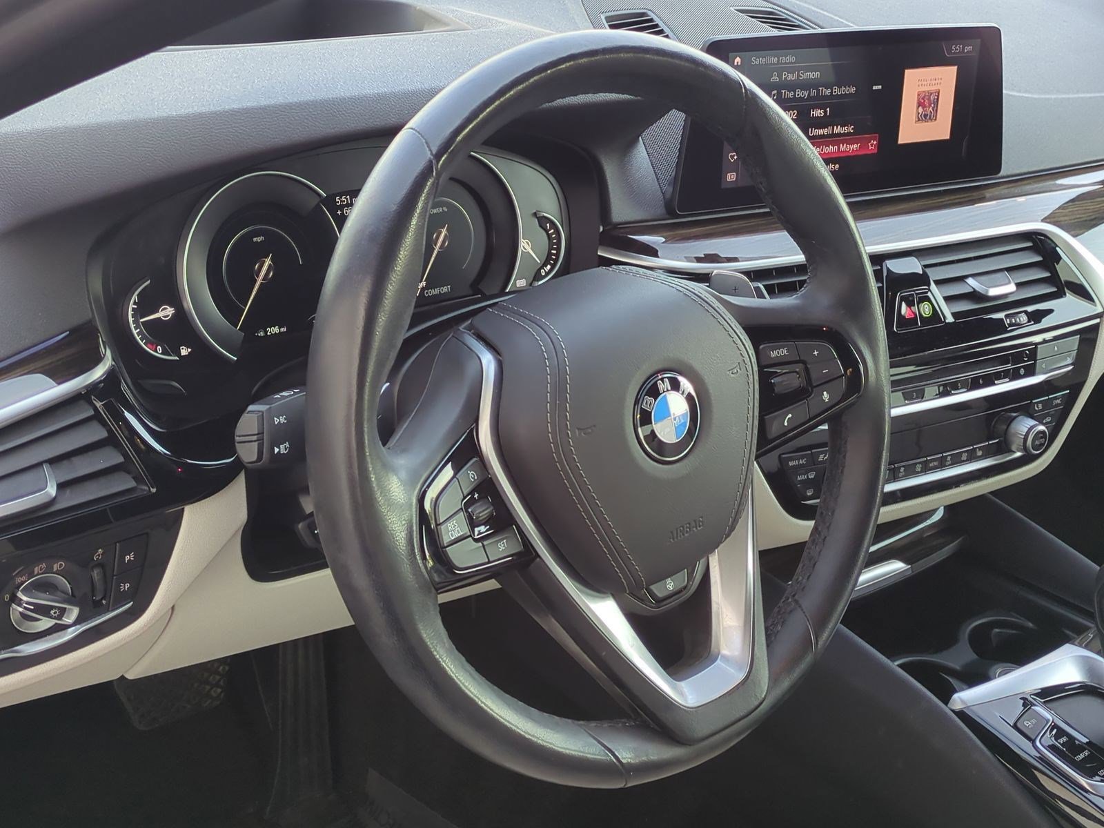 Used 2019 BMW 530e w/ Convenience Package image 18