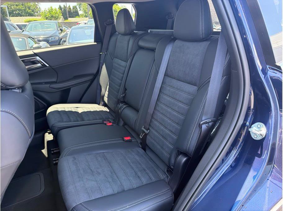 New 2026 Mitsubishi Outlander SE AWD/4WD image 24
