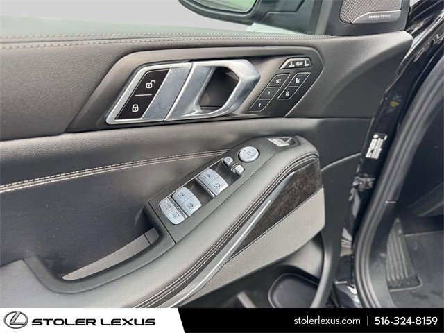 Used 2024 BMW X7 xDrive40i w/ Executive Package image 24