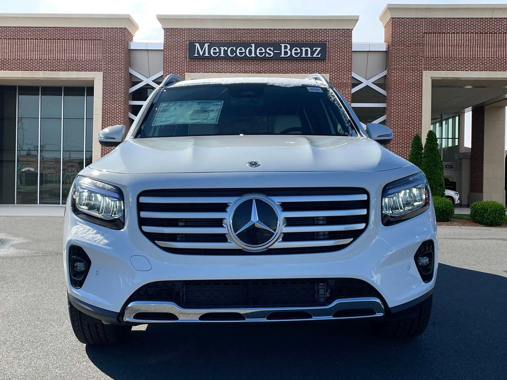 Certified 2025 Mercedes-Benz GLB 250 image 2