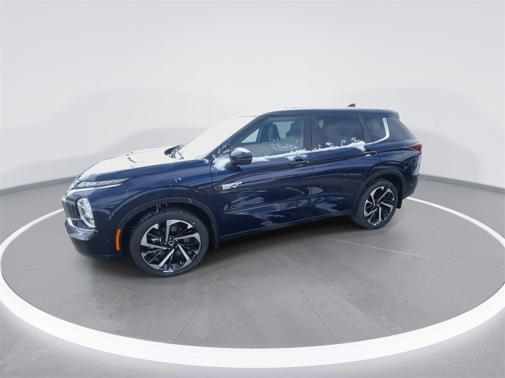 New 2025 Mitsubishi Outlander SE image 2