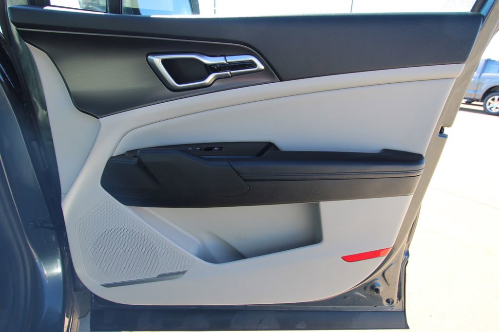 Used 2024 Kia Sportage EX image 39