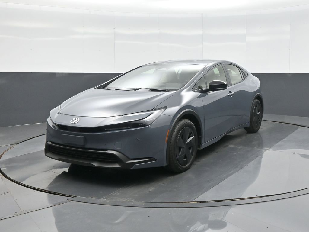 Certified 2026 Toyota Prius LE FWD image 5