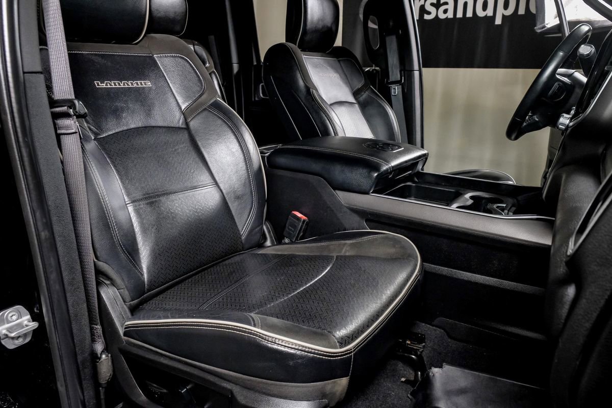 Used 2020 RAM 2500 Laramie w/ Night Edition image 31