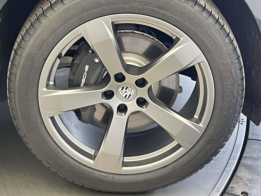 New 2026 Porsche Macan image 14