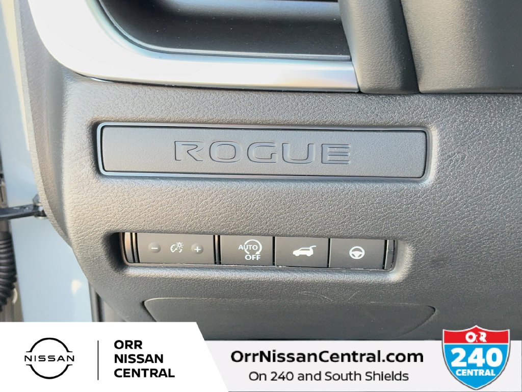 New 2027 Nissan Rogue Dark Armor FWD image 19