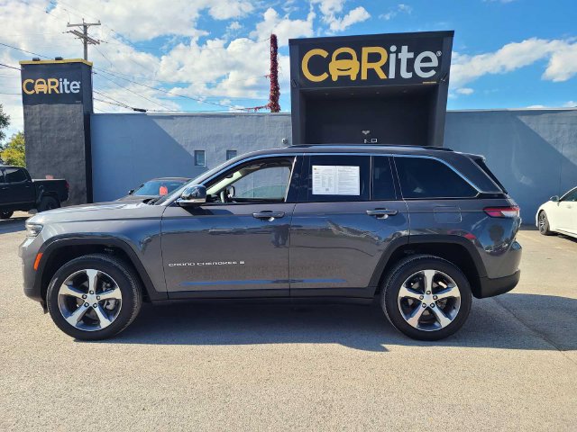 Used 2023 Jeep Grand Cherokee Limited AWD/4WD image 12