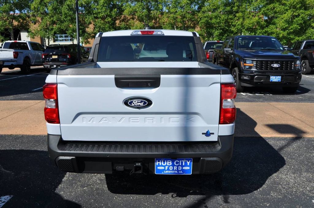 New 2025 Ford Maverick XLT w/ XLT Luxury Package image 4