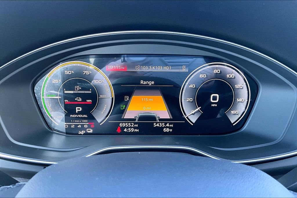 Used 2021 Audi Q5 e Premium Plus w/ Premium Plus Package AWD/4WD image 26