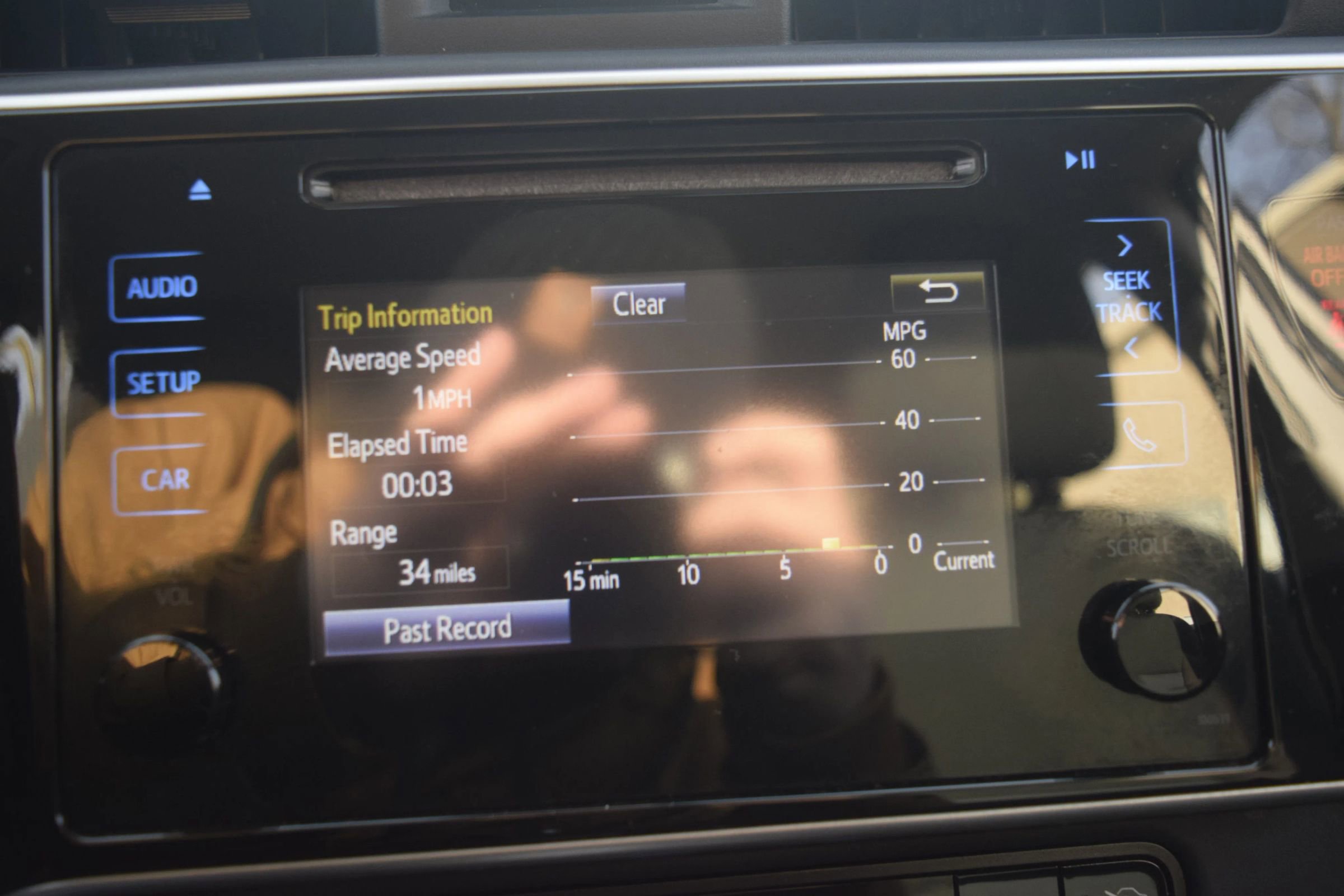 Used 2018 Toyota Corolla LE image 11