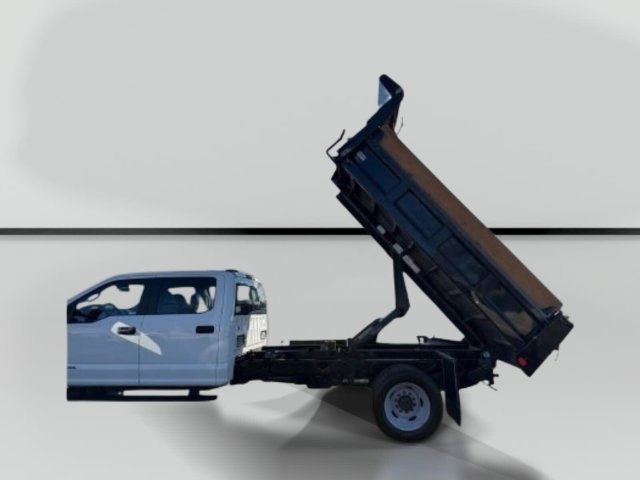 Used 2022 Ford F550 4x4 Crew Cab Super Duty image 34
