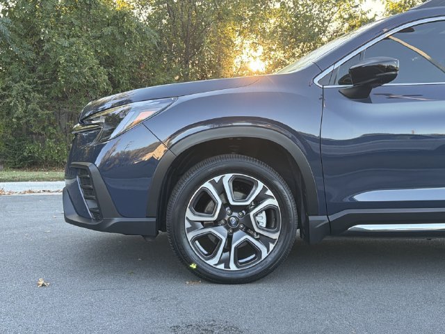 Used 2024 Subaru Ascent Touring w/ Popular Package #2 AWD/4WD image 9