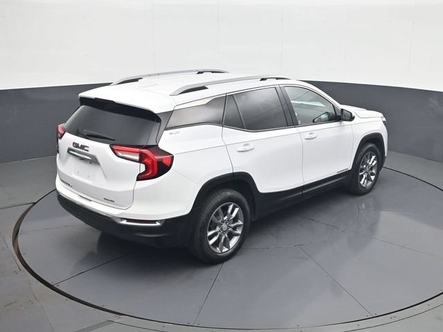 Used 2022 GMC Terrain SLT AWD/4WD image 17