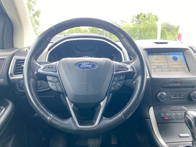 Used 2018 Ford Edge SEL w/ Safe & Smart Package AWD/4WD image 24