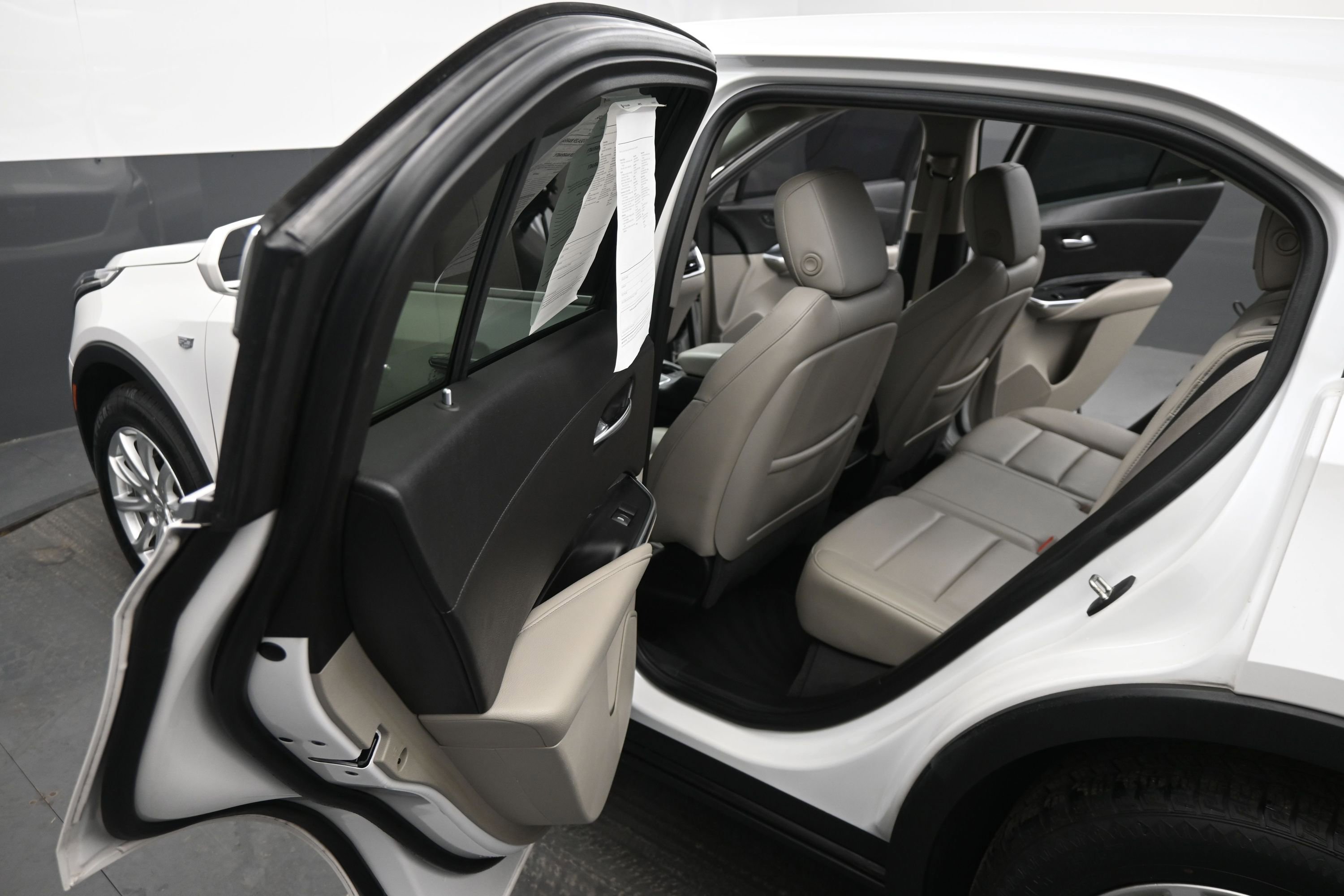 Used 2019 Cadillac XT4 Luxury FWD image 13