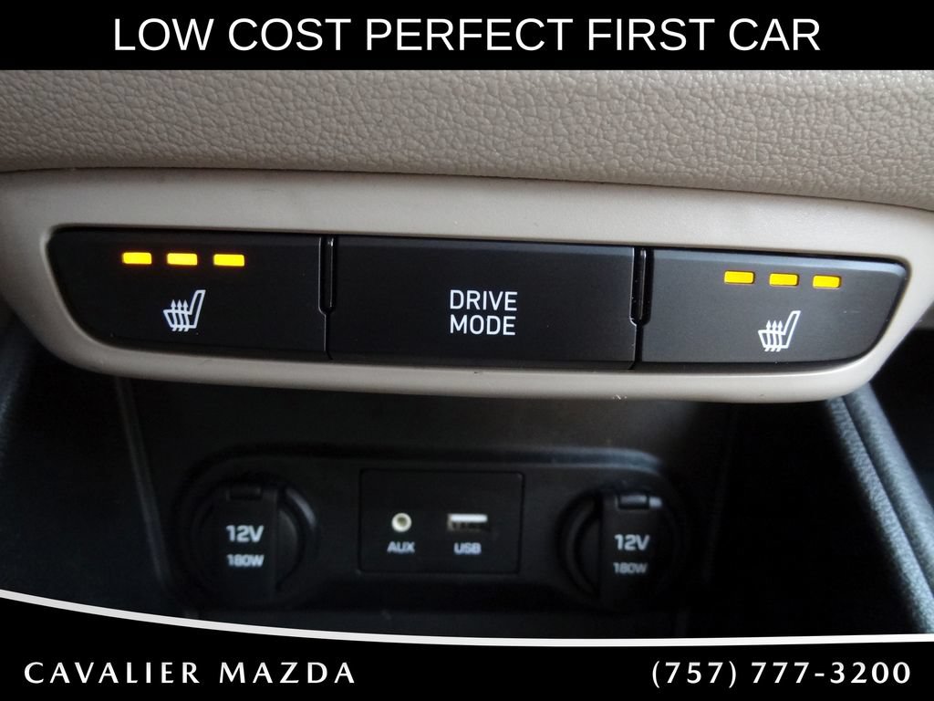 Used 2022 Hyundai Accent Limited FWD image 27