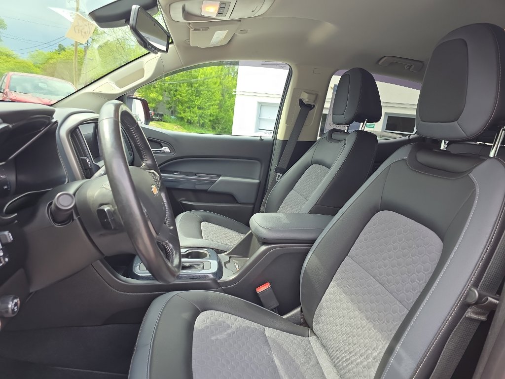 Used 2019 Chevrolet Colorado Z71 AWD/4WD image 21