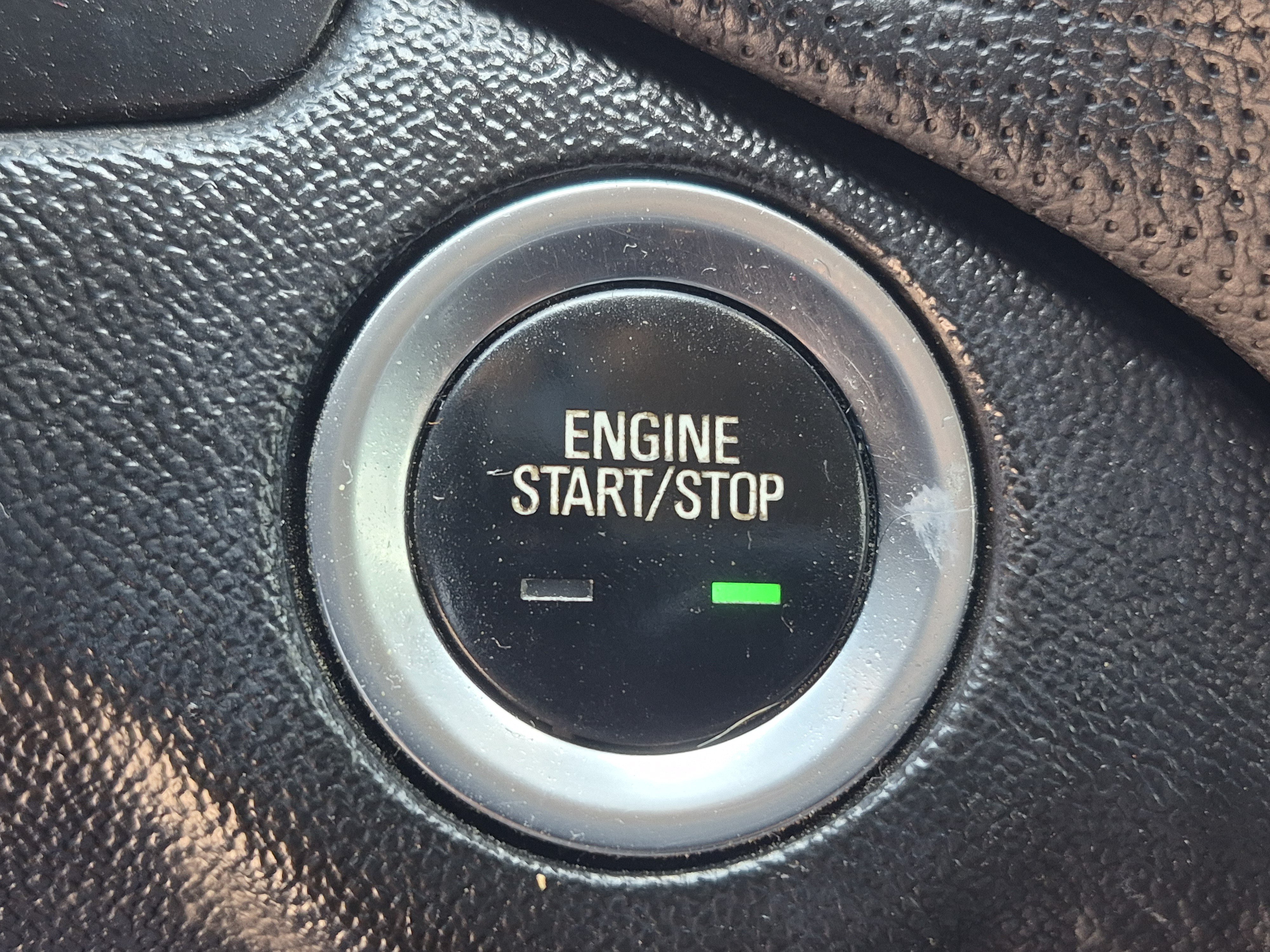 Used 2020 Chevrolet Equinox Premier AWD/4WD image 33