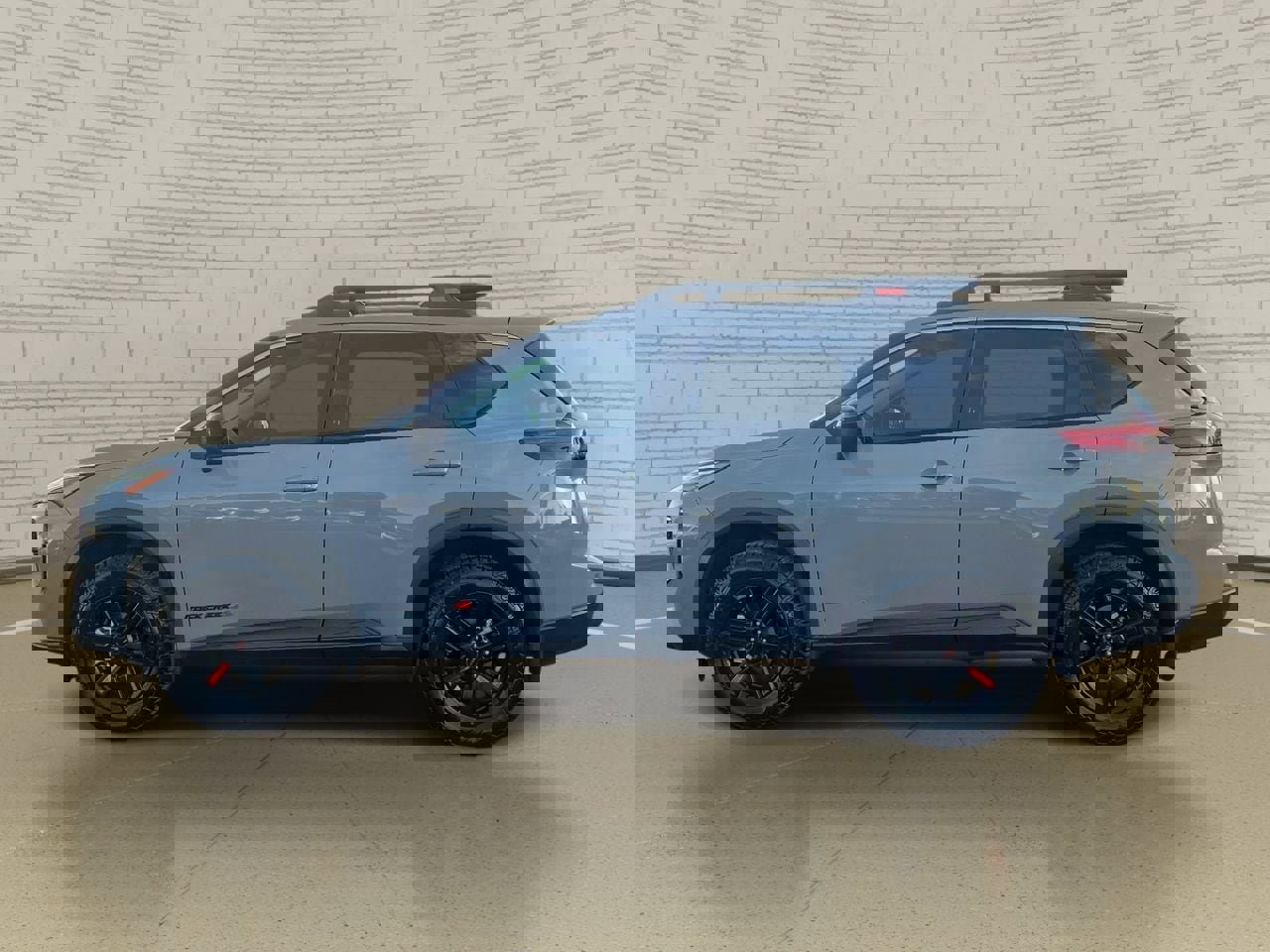 Certified 2025 Nissan Rogue SV image 8