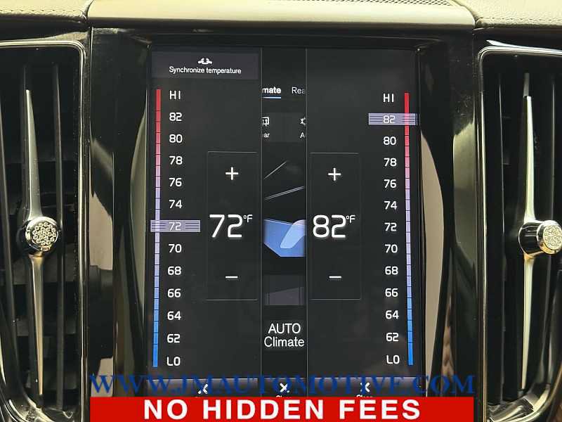 Used 2020 Volvo XC60 T6 Inscription w/ Protection Package AWD/4WD image 27
