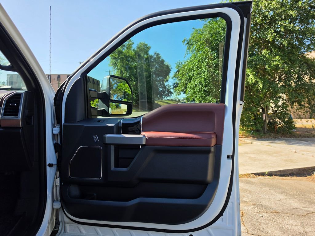 Used 2022 Ford F250 Platinum image 39