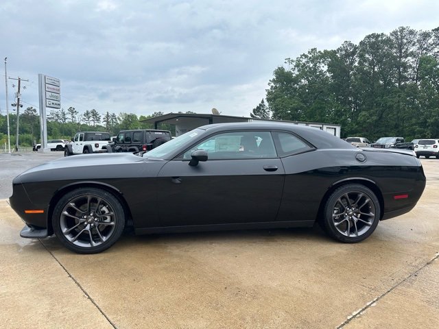 Used 2023 Dodge Challenger R/T w/ T/A Package image 2