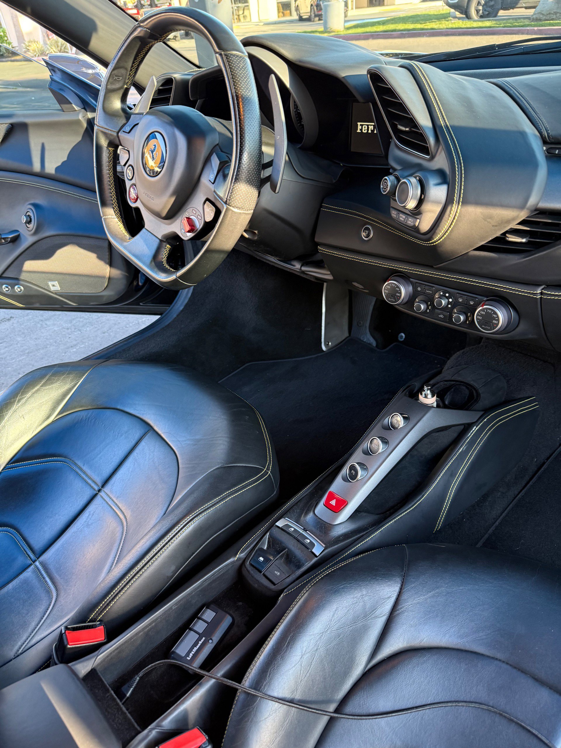 Used 2018 Ferrari 488 Spider RWD image 19