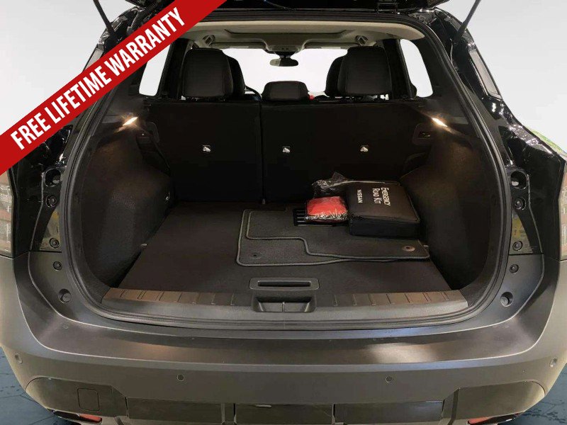 New 2026 Nissan Kicks SR w/ SR Premium Package FWD image 30