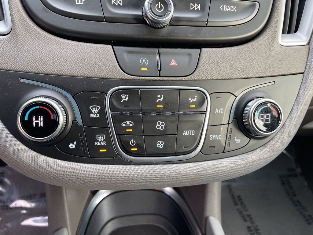 Used 2025 Chevrolet Malibu LT image 18