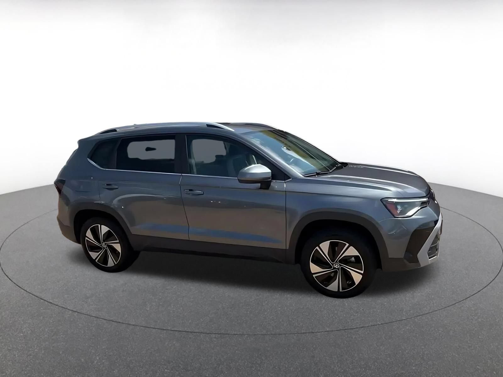 Used 2026 Volkswagen Taos SE AWD/4WD video 2