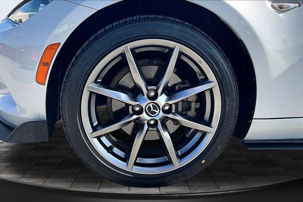 Used 2017 MAZDA MX-5 Miata RF Grand Touring RWD image 30