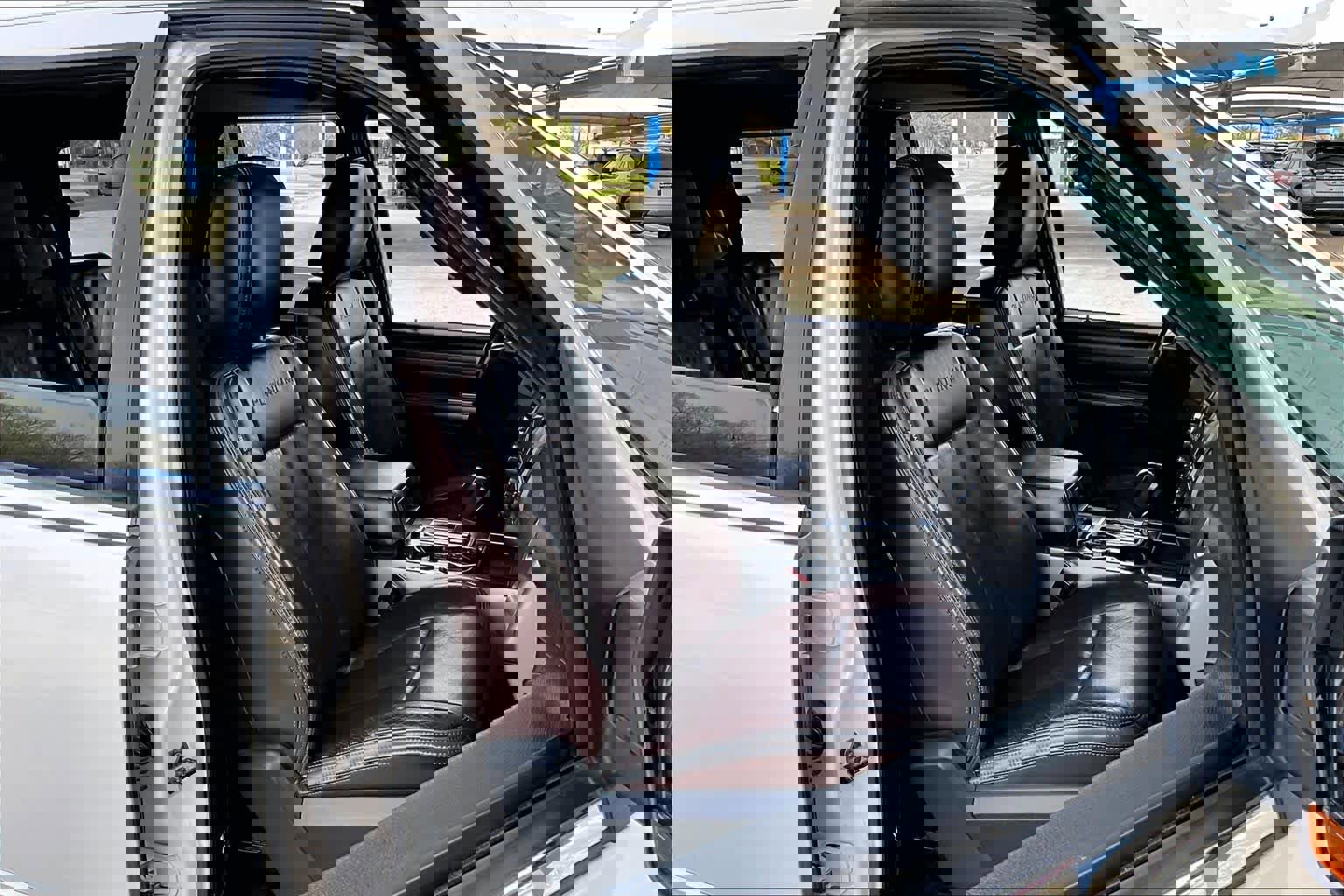 Used 2015 Ford Expedition Platinum image 9