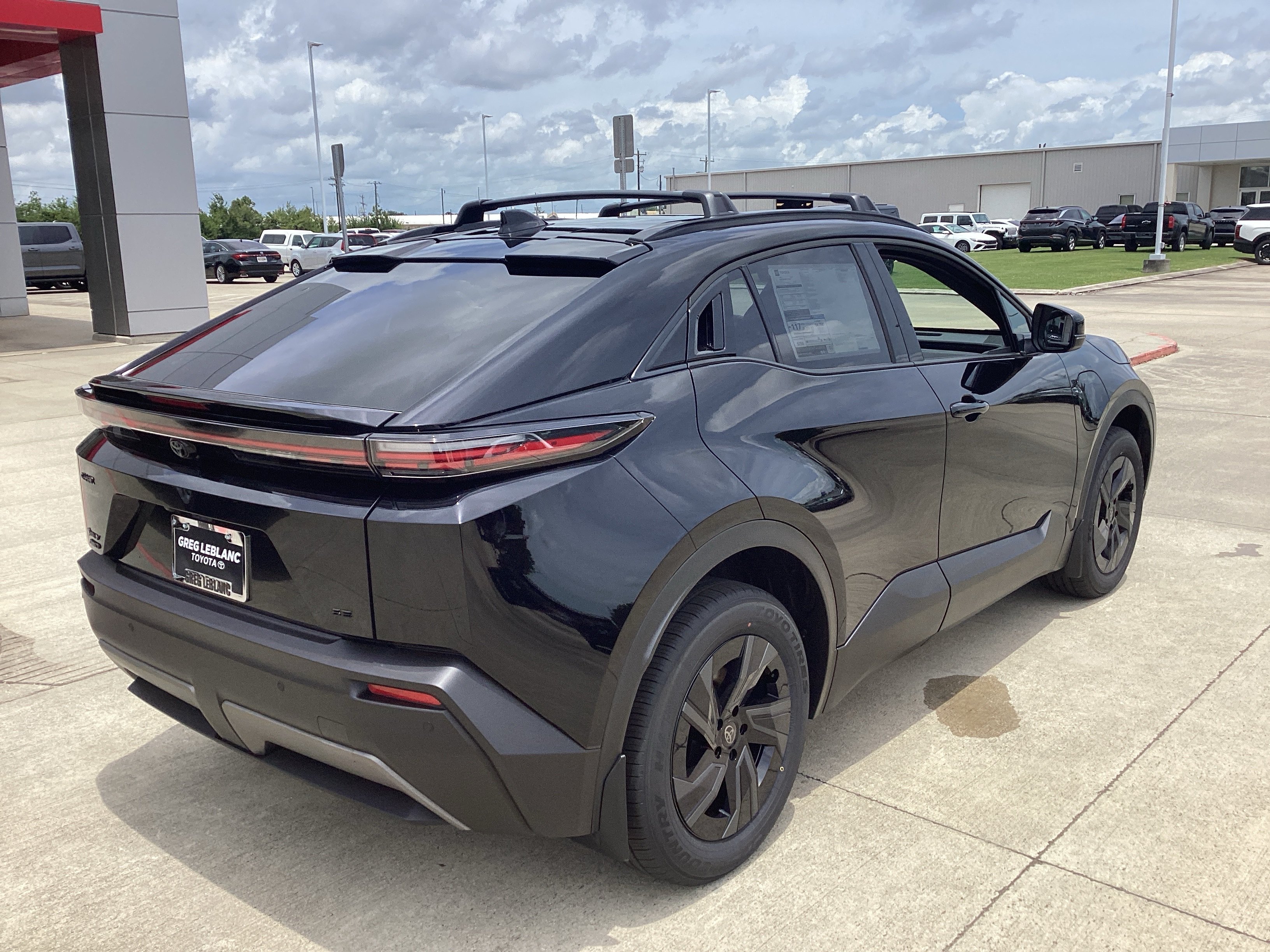 New 2026 Toyota C-HR AWD/4WD image 2