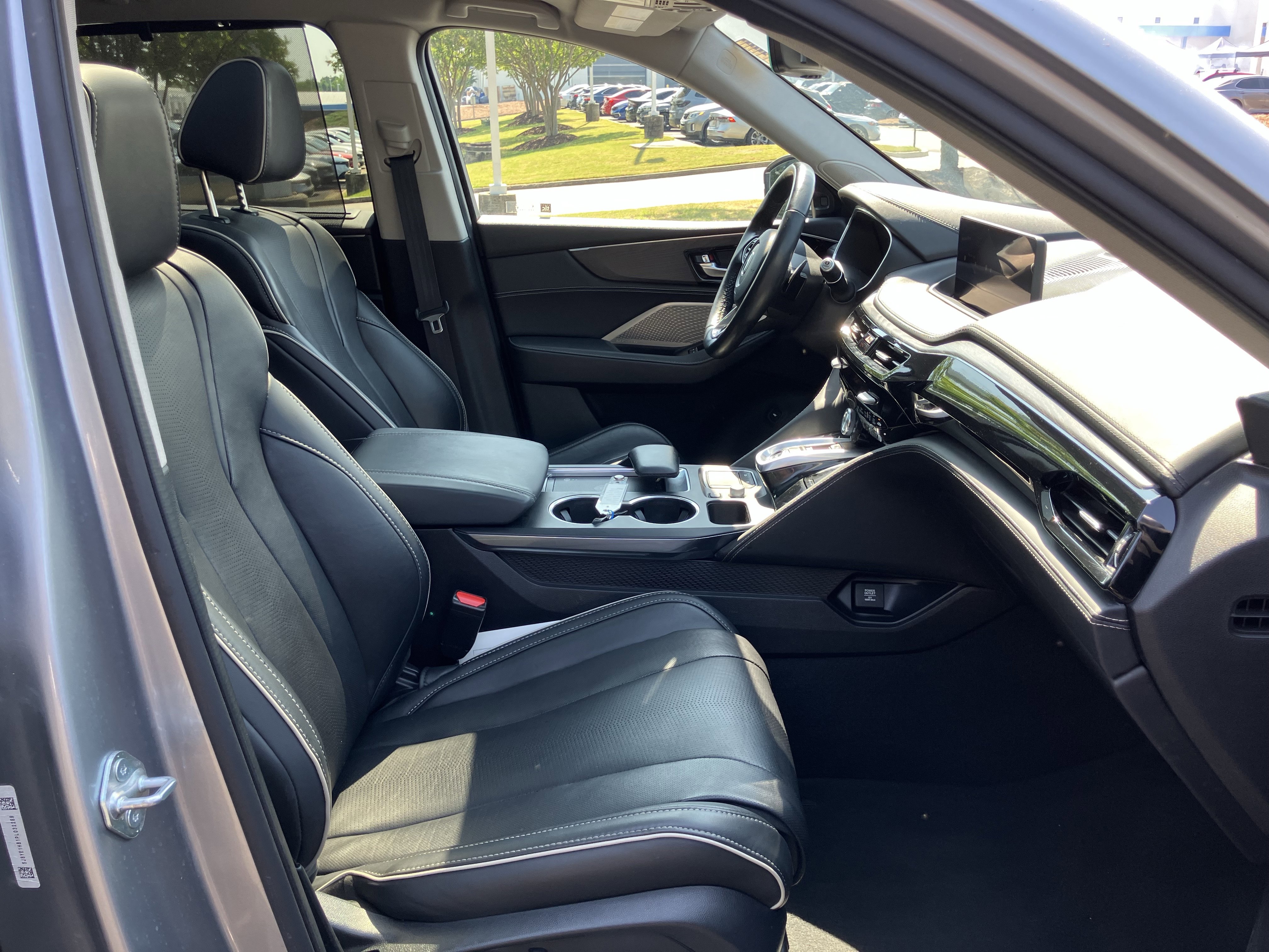 Used 2023 Acura MDX SH-AWD w/ Advance Package image 37