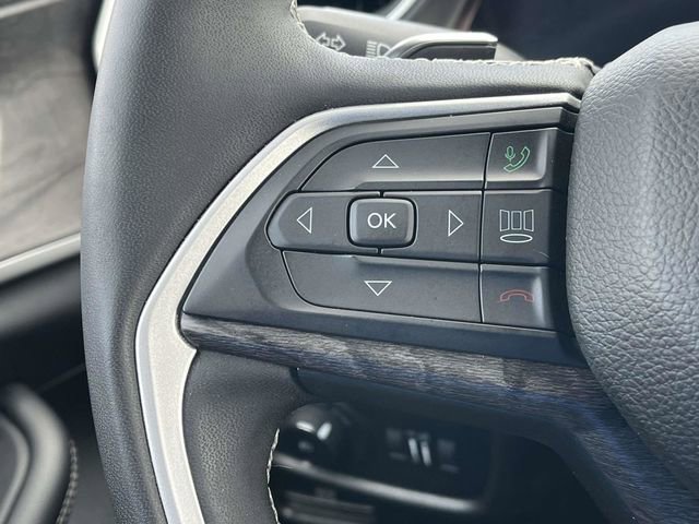 Used 2023 Jeep Grand Cherokee Limited image 27