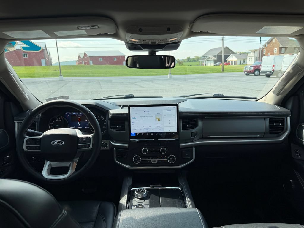Certified 2024 Ford Expedition XLT AWD/4WD image 15