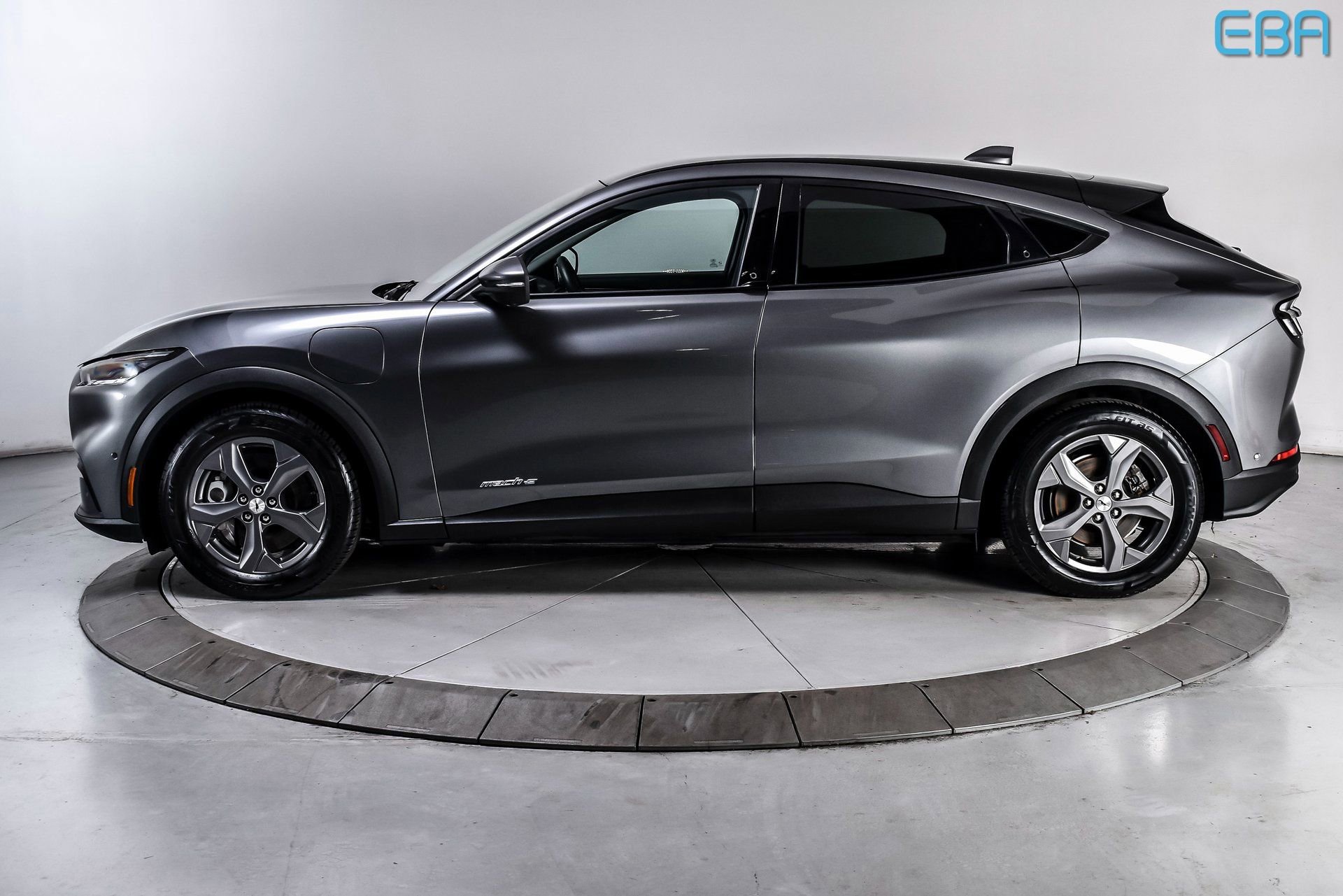 Used 2021 Ford Mustang Mach-E Select w/ Comfort/Technology Package image 3