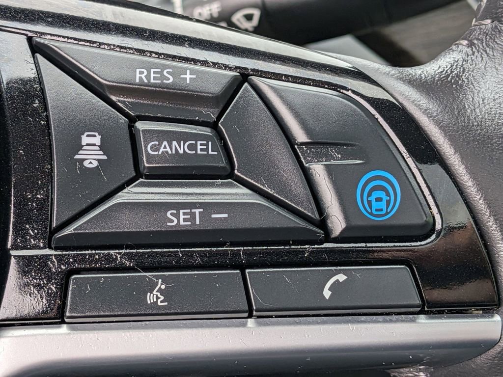 Used 2025 Nissan Altima 2.5 SL FWD image 16