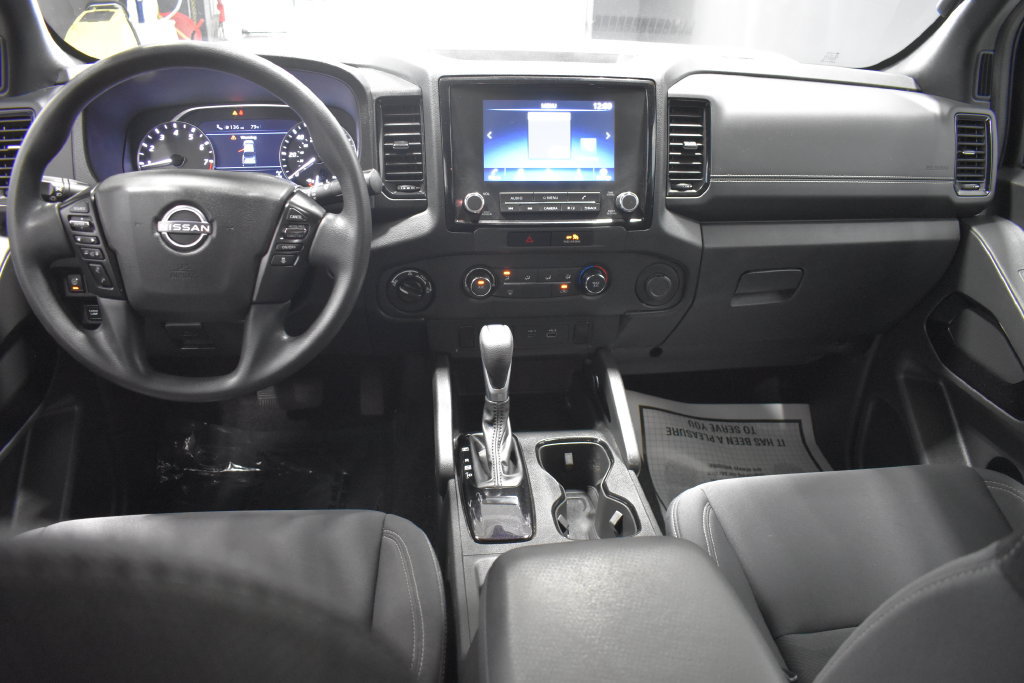Certified 2023 Nissan Frontier SV w/ Midnight Edition Package AWD/4WD image 13