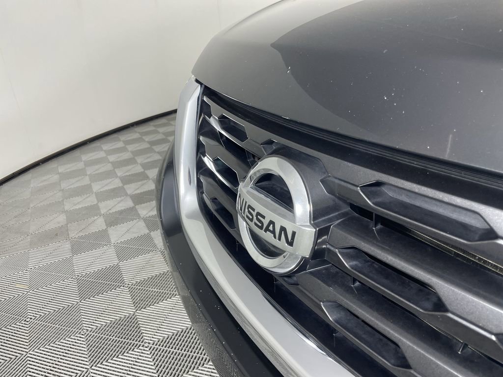 Used 2020 Nissan Pathfinder SV image 30