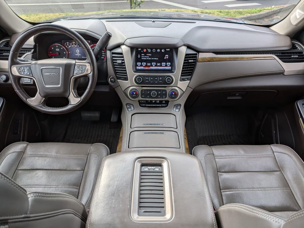 Used 2016 GMC Yukon XL Denali w/ Open Road Package AWD/4WD image 18