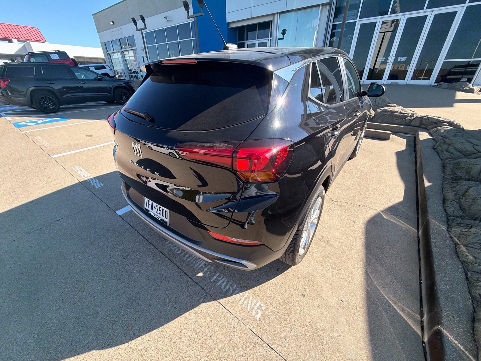 Used 2024 Buick Encore GX Preferred FWD image 13