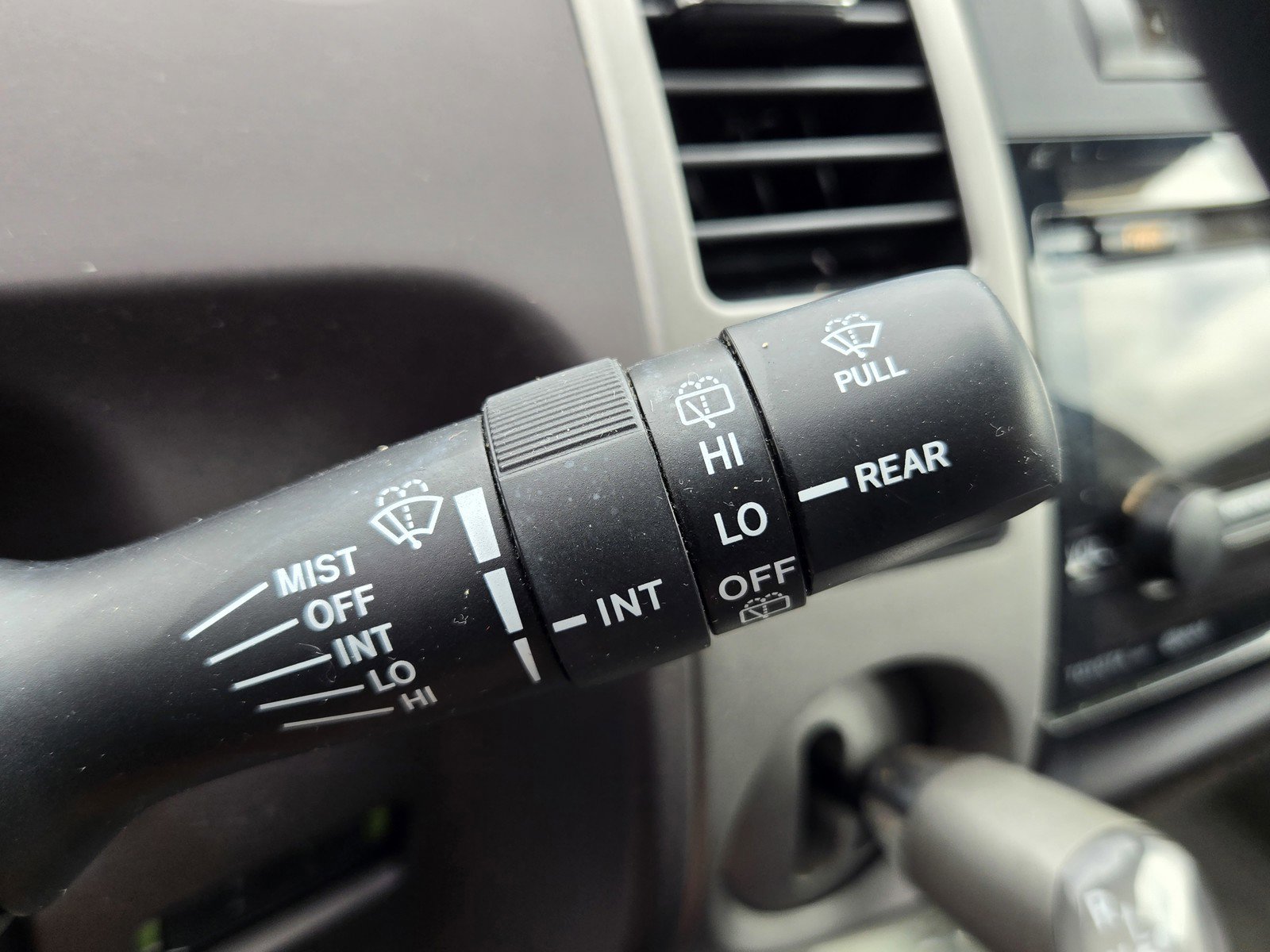 Used 2005 Toyota Prius FWD image 23