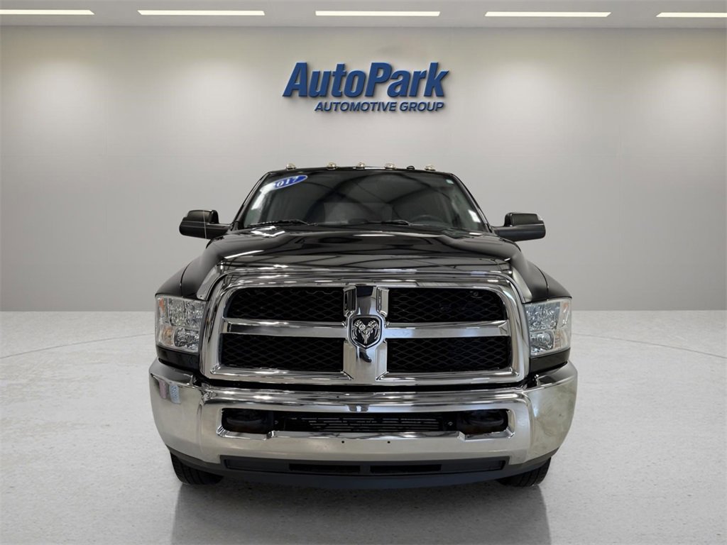 Used 2017 RAM 3500 Tradesman w/ Chrome Appearance Group image 2