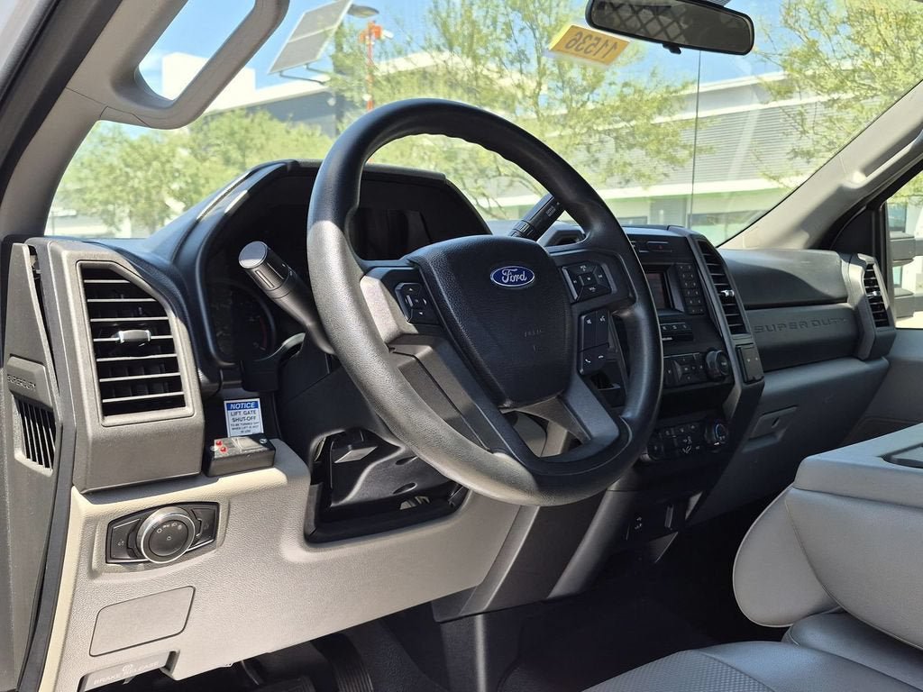 Used 2020 Ford F550 2WD Regular Cab Super Duty image 11