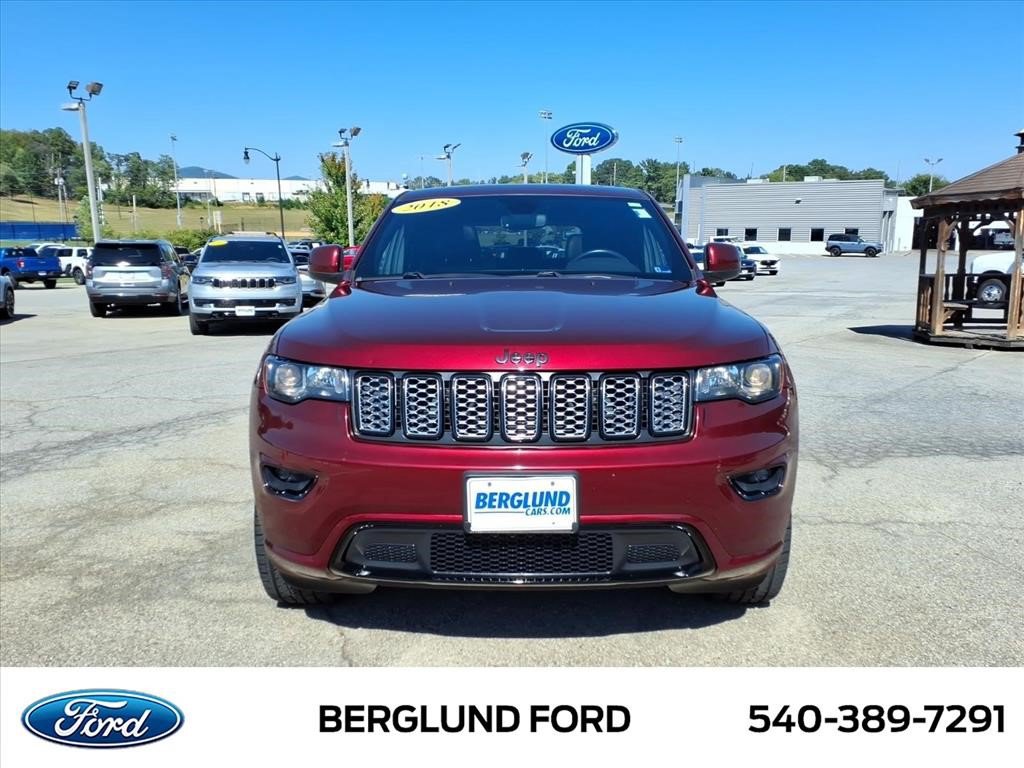 Used 2018 Jeep Grand Cherokee Altitude AWD/4WD image 10
