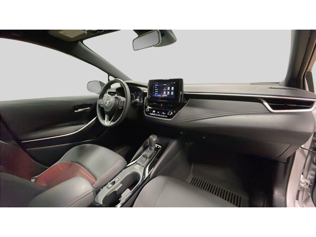 Used 2025 Toyota Corolla SE image 16