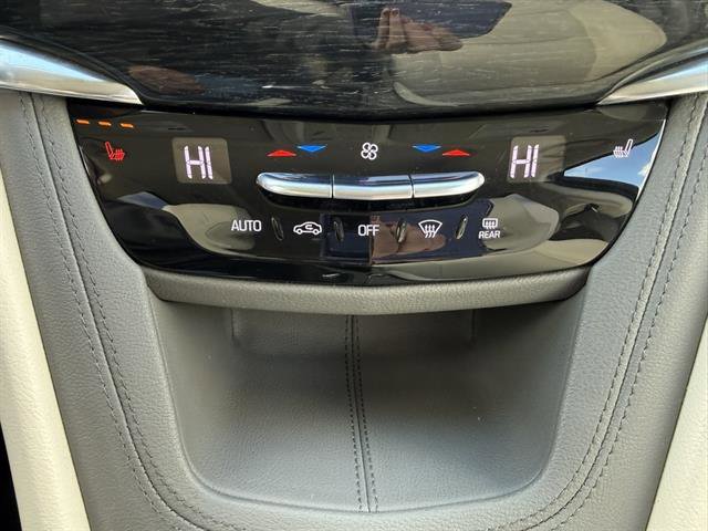 Used 2020 Cadillac XT6 Premium Luxury image 22