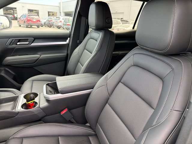 New 2027 GMC Terrain Elevation w/ Elevation Premium Package FWD image 17